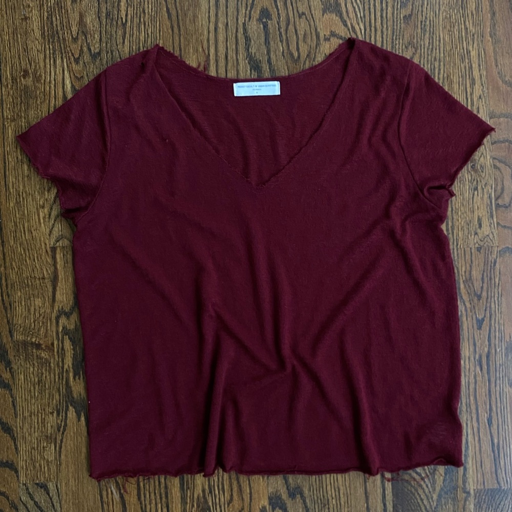 Women’s Urban Outfitters maroon v-neck shirt